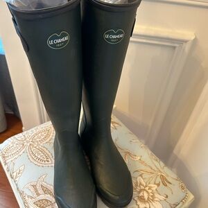 Le Chateau Dark Green Boots